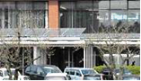 市役所本庁舎に設置された太陽光パネルの写真