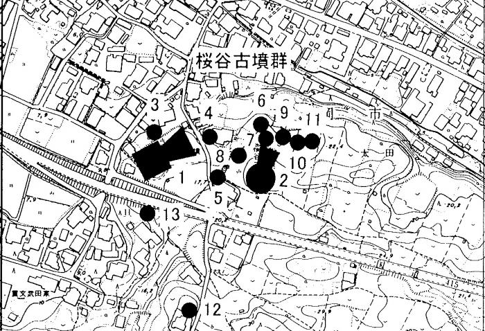 桜谷古墳群の各古墳の位置を示した白地図