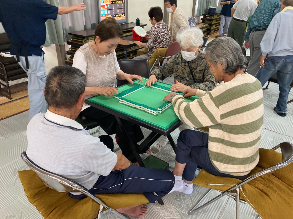 活動の様子（健康マージャン）