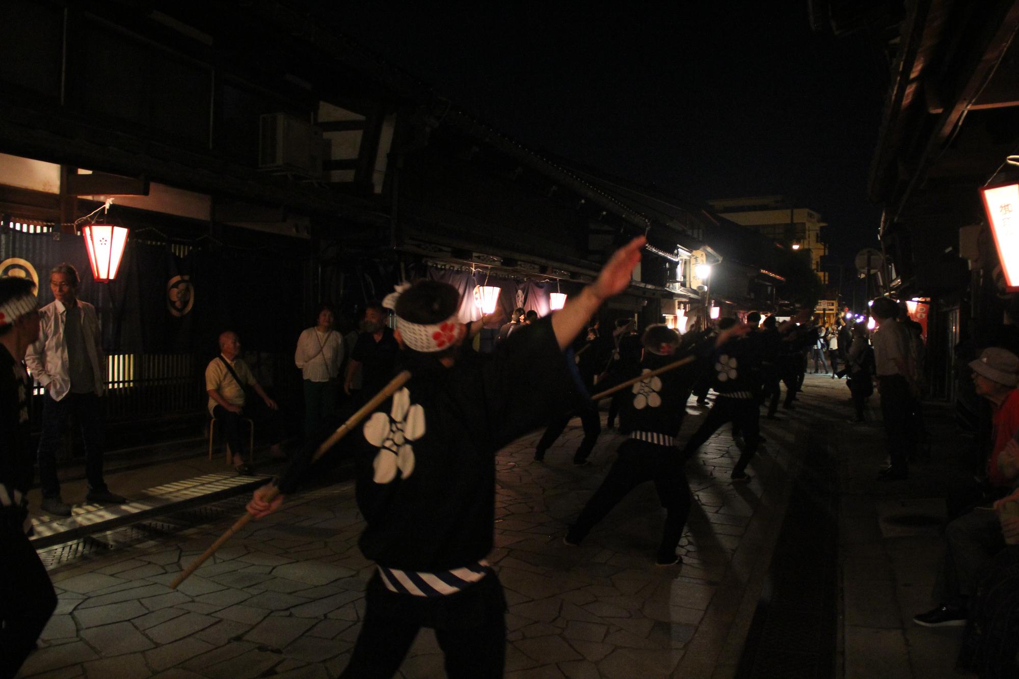 御印祭、町流しの様子