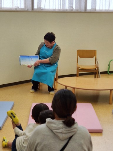 新緑の季節のおはなし会