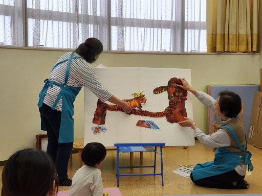 新緑の季節のおはなし会