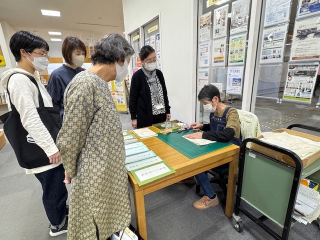 古文書修復実演