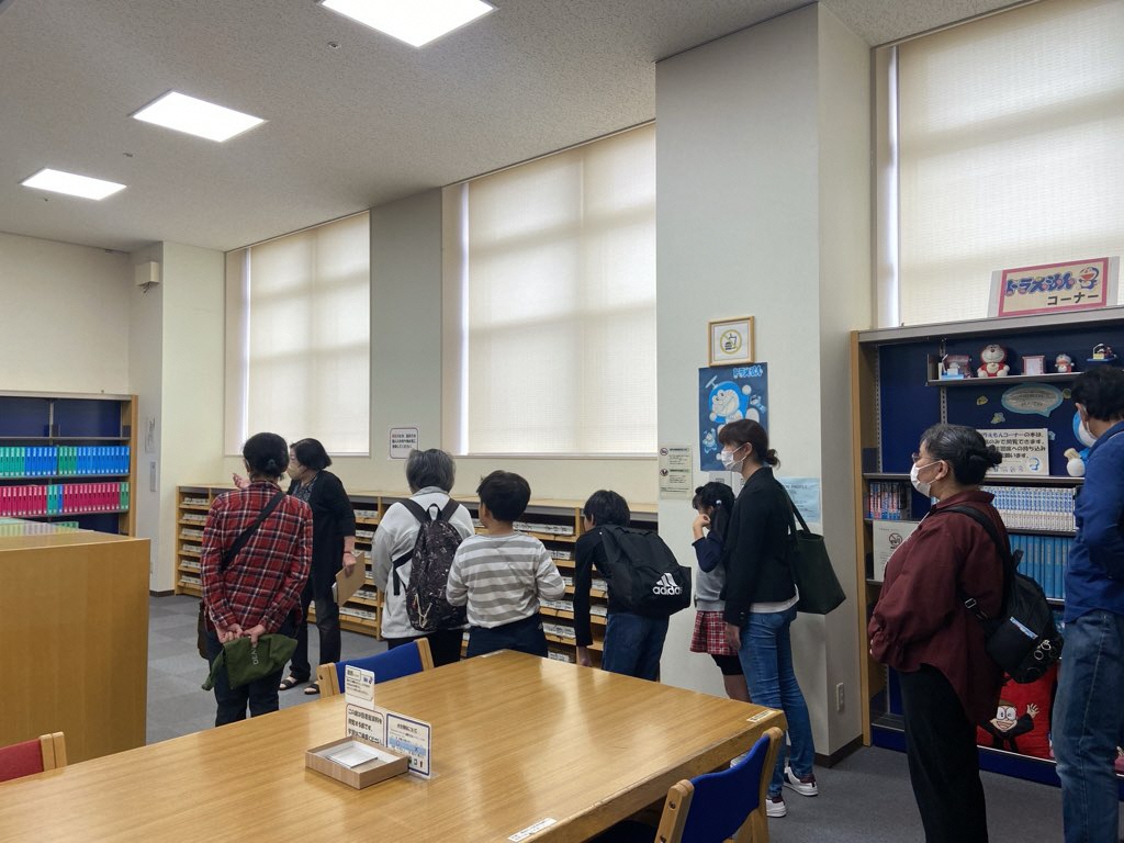 図書館ツアー