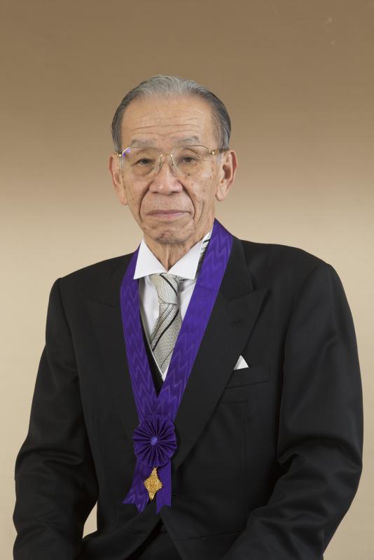 石澤義文のカラー写真